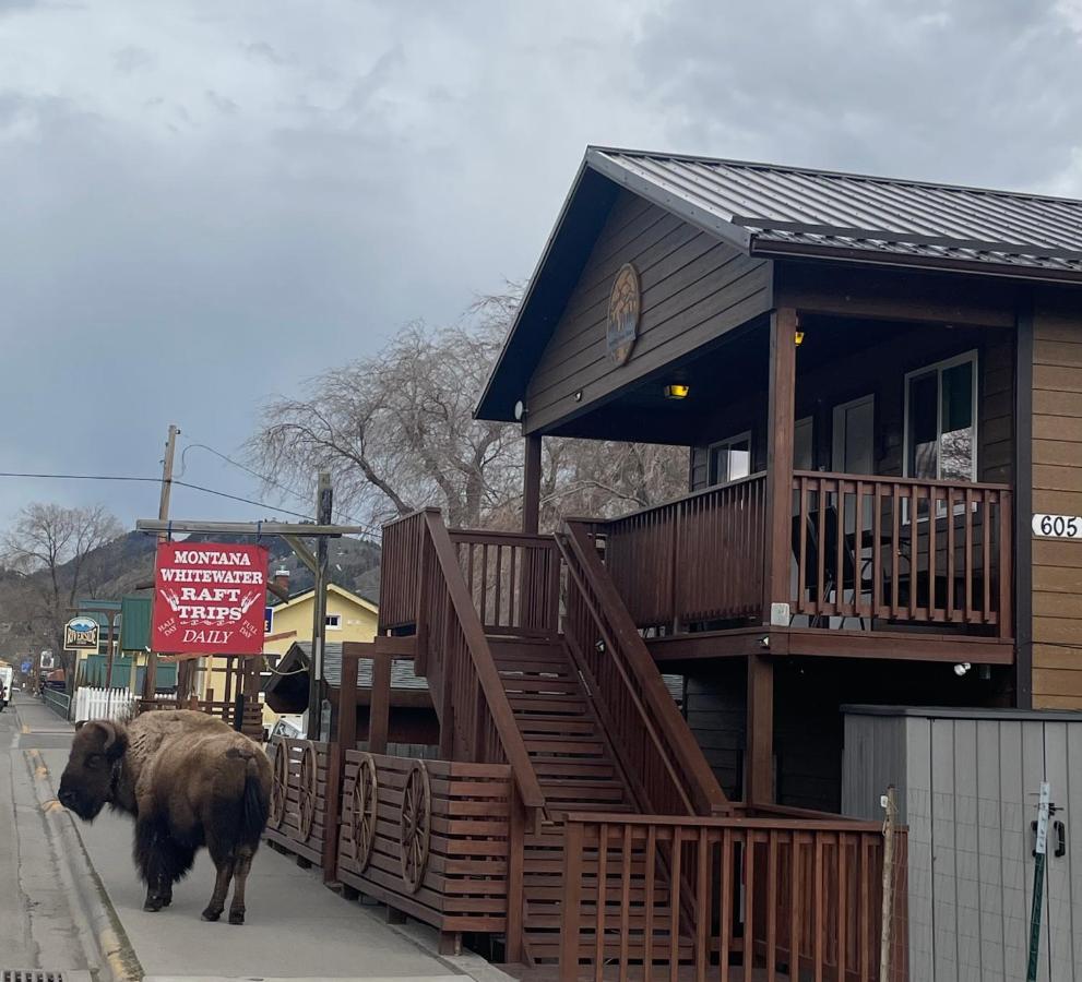 Parkway Yellowstone Guest House Room #1 Gardiner Bagian luar foto