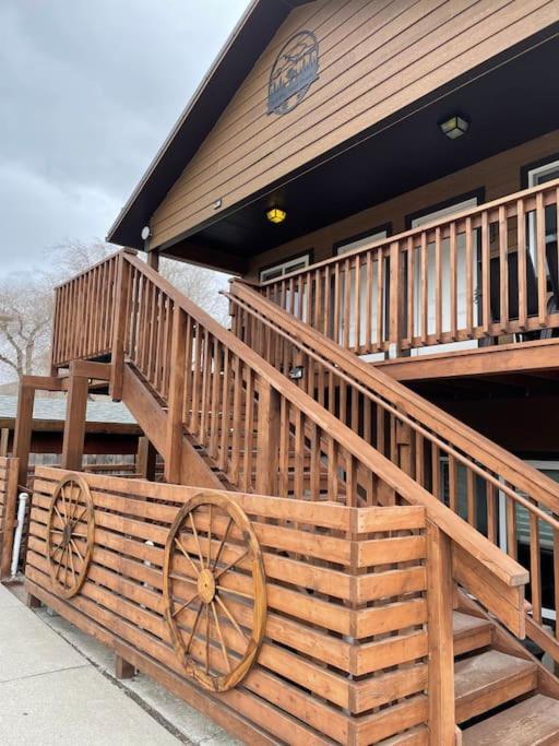 Parkway Yellowstone Guest House Room #1 Gardiner Bagian luar foto
