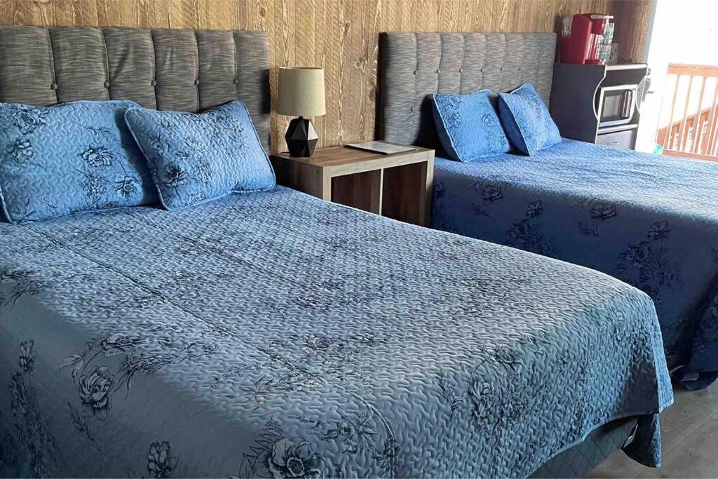 Parkway Yellowstone Guest House Room #1 Gardiner Bagian luar foto