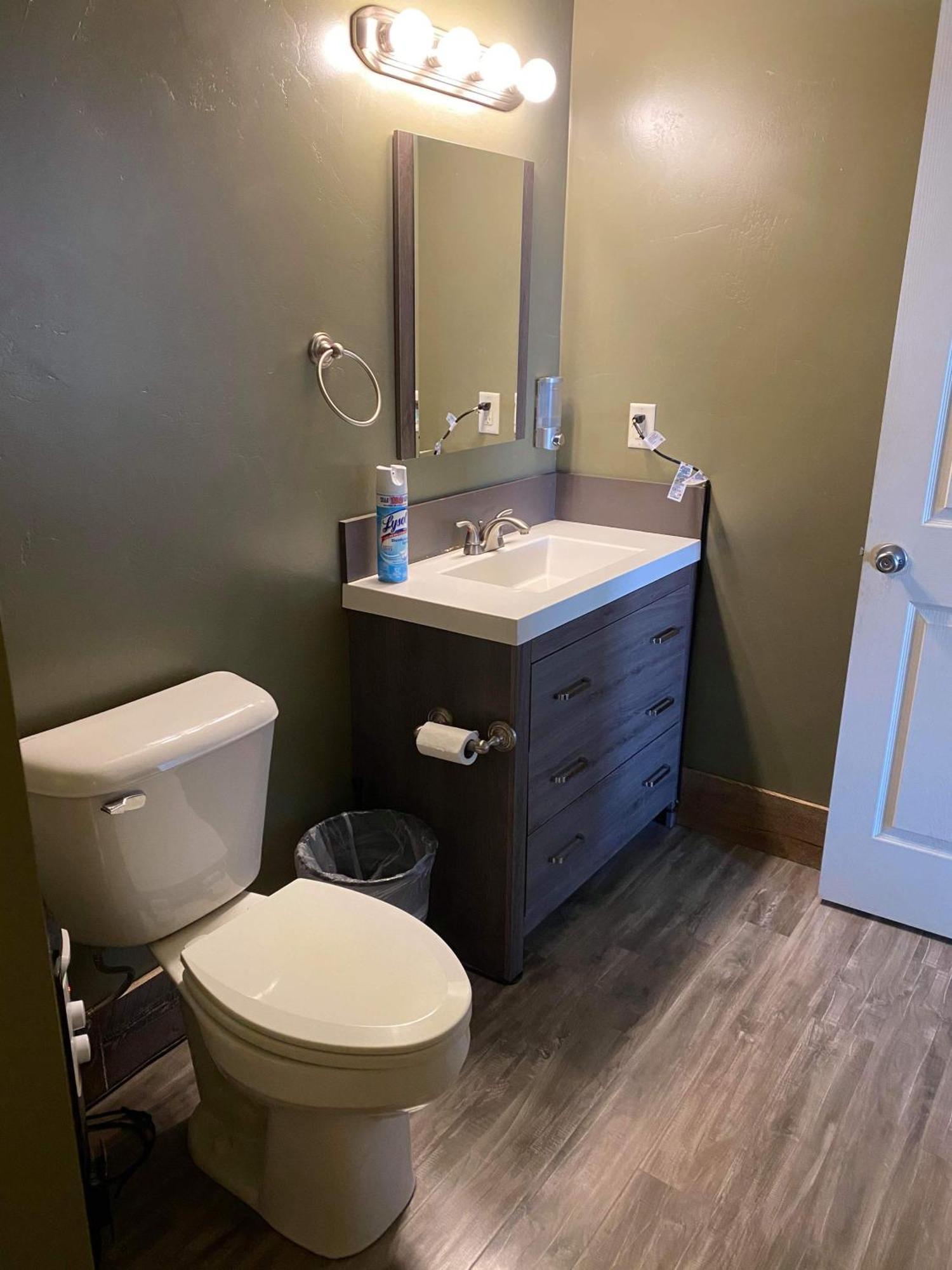 Parkway Yellowstone Guest House Room #1 Gardiner Bagian luar foto